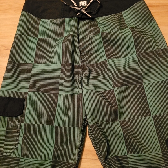 Casual Men's Shorts - Picture 3 of 4